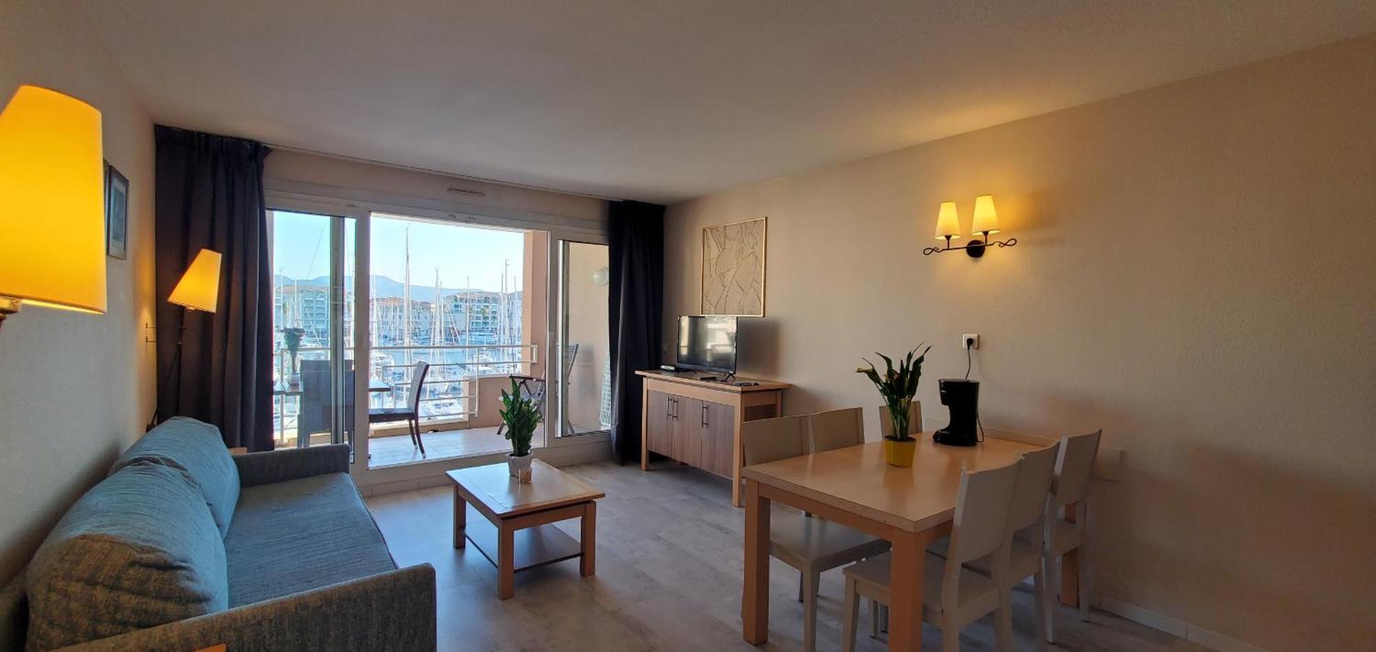 Residence Cap Hermes, Incroyable Vue Sur Le Port, Frejus Exterior photo