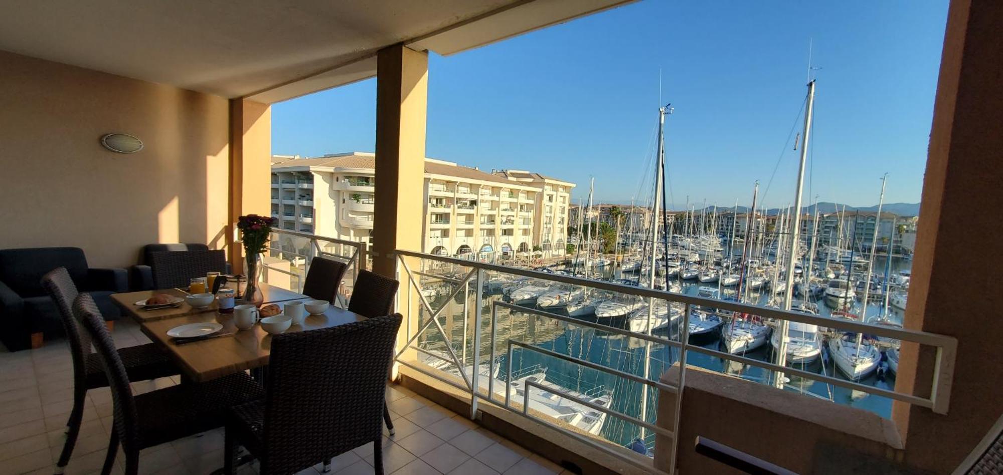 Residence Cap Hermes, Incroyable Vue Sur Le Port, Frejus Exterior photo